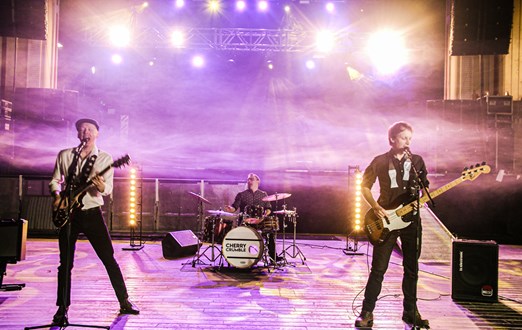 Cherry Crumble Thumbnail Image 5