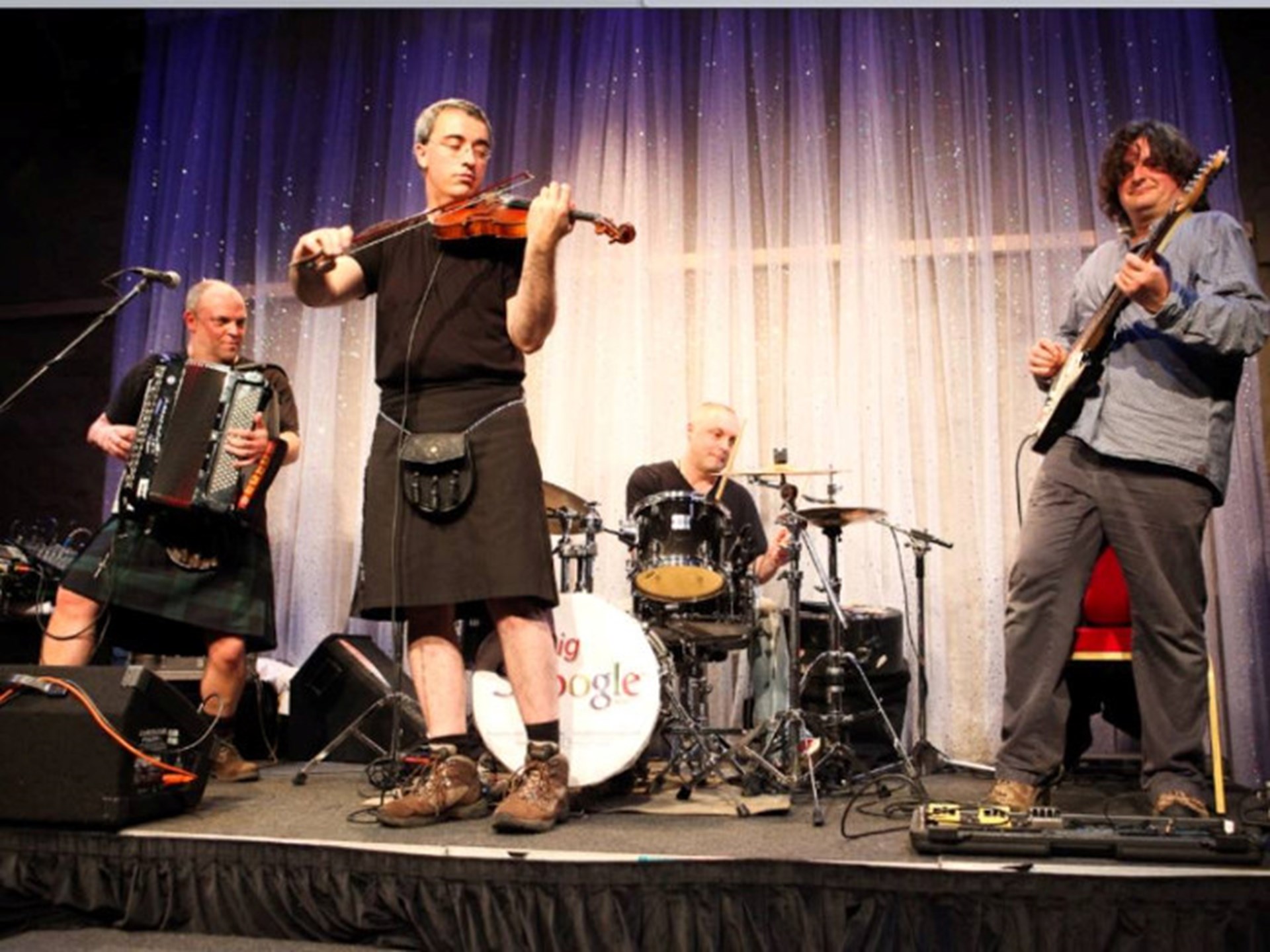 The Big Shoogle Main Gallery Image 11