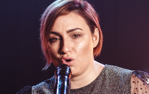 Spotlight Thumbnail Image 11