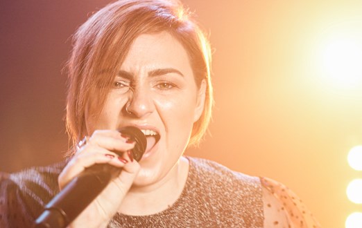 Spotlight Thumbnail Image 10