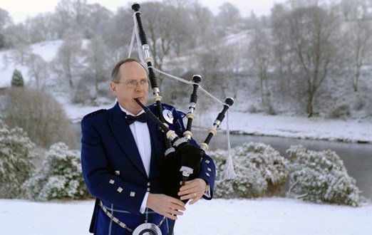 Wedding Piper Thumbnail Image 2