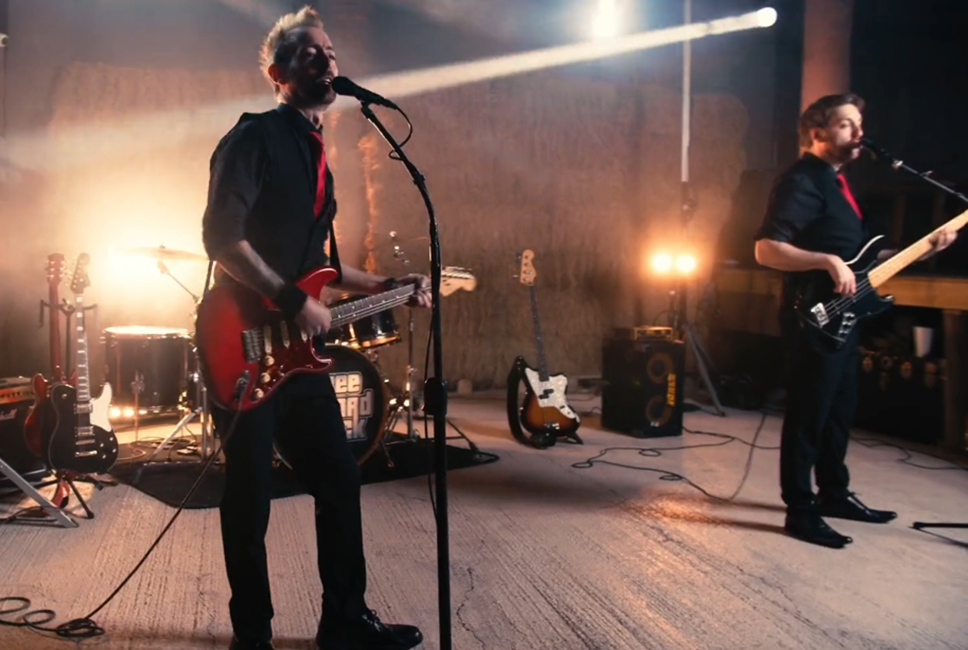 Three Card Trick Main Gallery Image 3